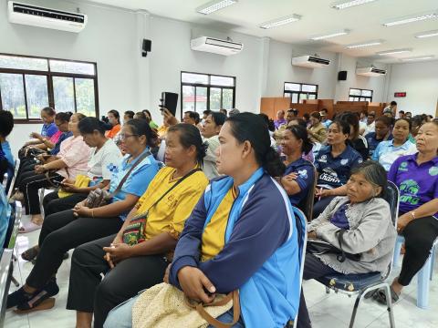 โครงการอบรมอาสาสมัคร "ท้องถิ่นรักษ์โลก"